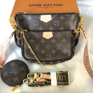 LV Multi Pochette Acessories